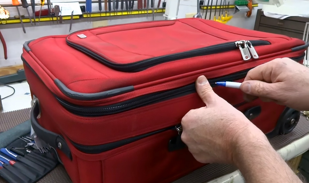 Luggage security travel lock TSA airport zipper suitcase theft 2