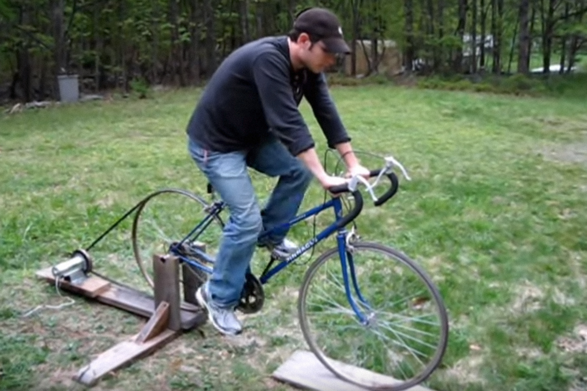 Bicycle Generator from Junkyard Parts | OFFGRID