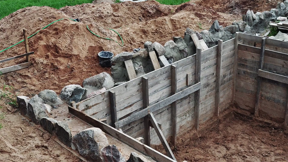 Log cabin shelter building woodworking homestead 5