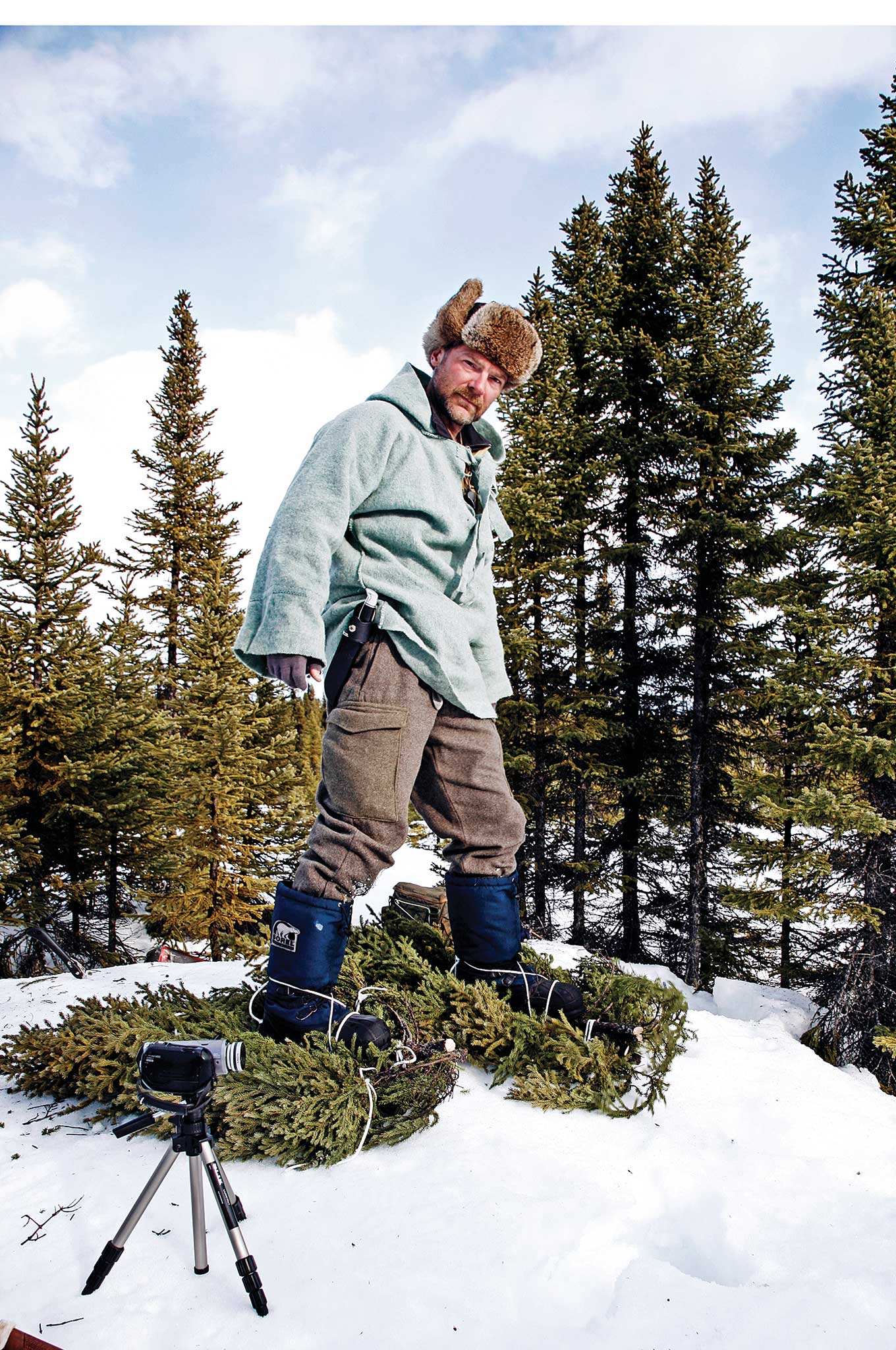 Les Stroud Spotlight Authentic Adventurer RECOIL OFFGRID