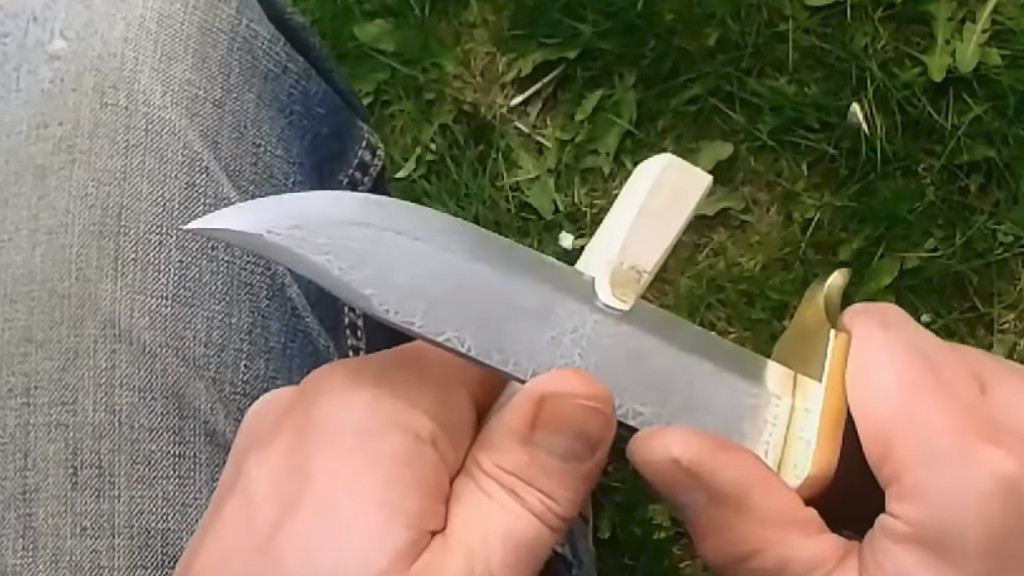 Willow whistle wood carving instrument signal rescue tool 2