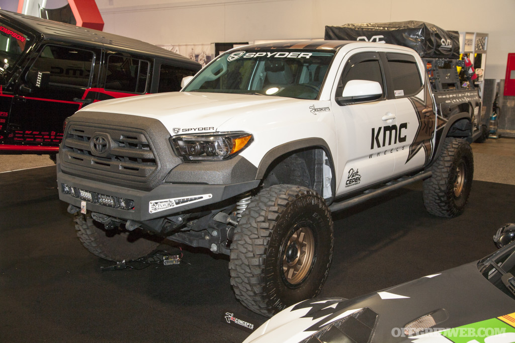 SEMA 2018 gallery Toyota trucks off road vehicles bugout survival 10