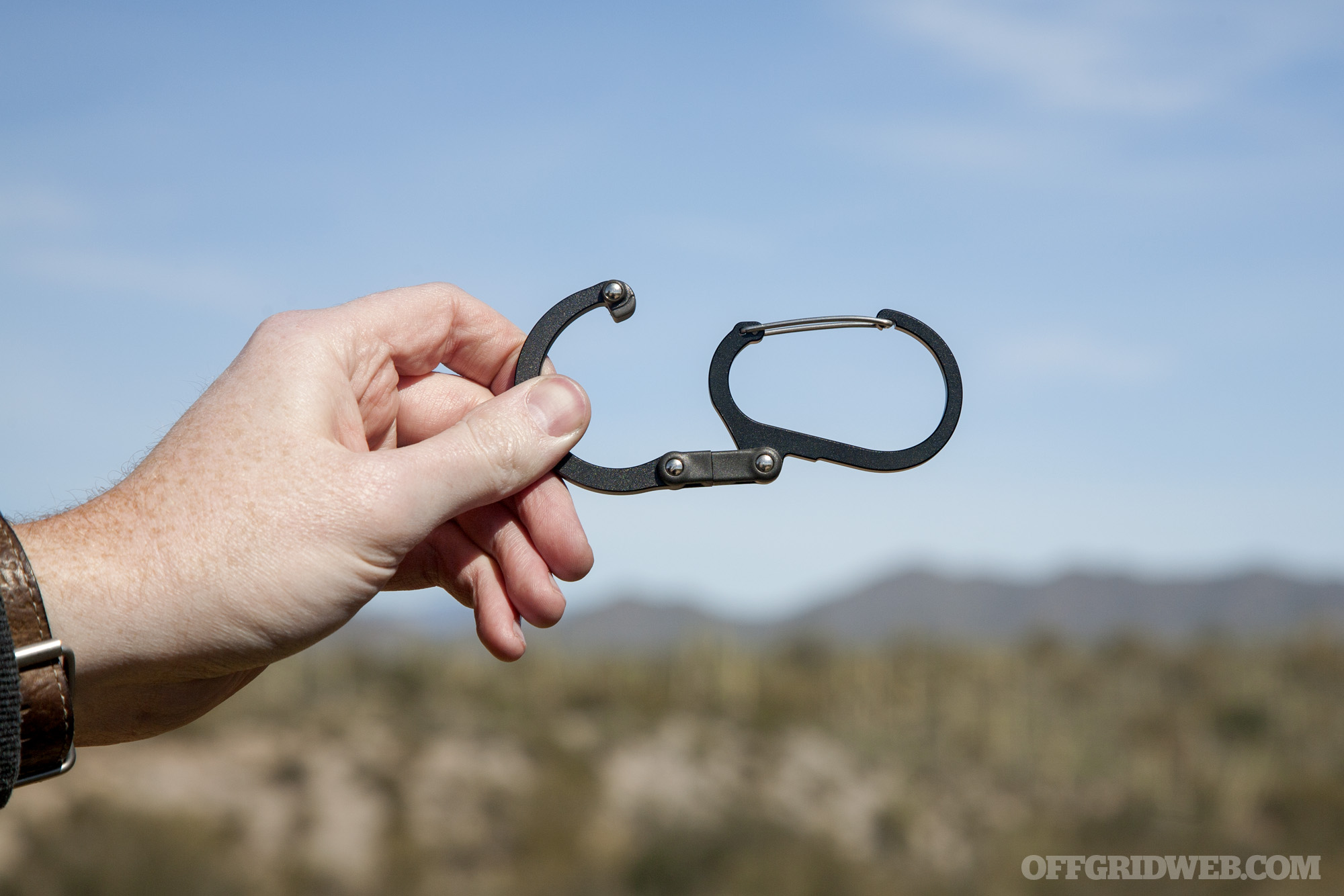 Heroclip carabiner clip and hook medium for camping,silver 