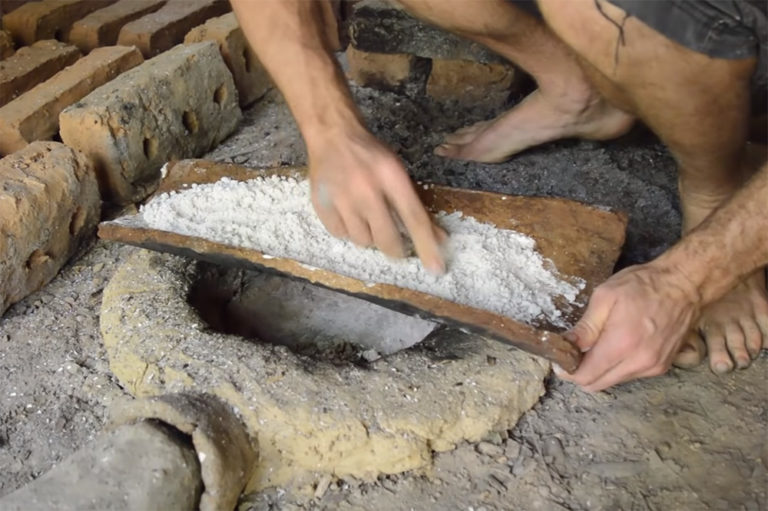Making Flour from Arrowroot
