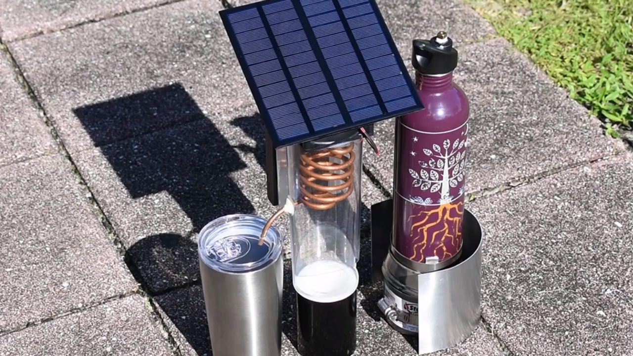 Video: DIY Solar Water Desalinator | RECOIL OFFGRID