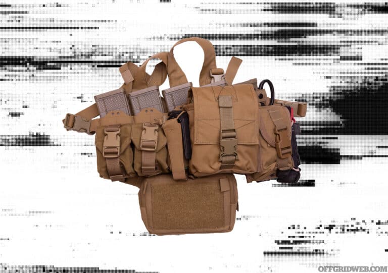 Studio photo of the Parashooter Pathfinder with drop pouch, set in front of a greyscale digitized background.