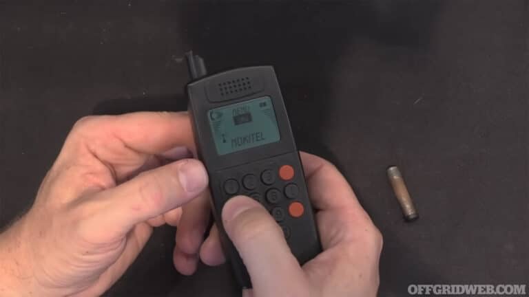 Photo of Vugrek's Cell Phone gun.