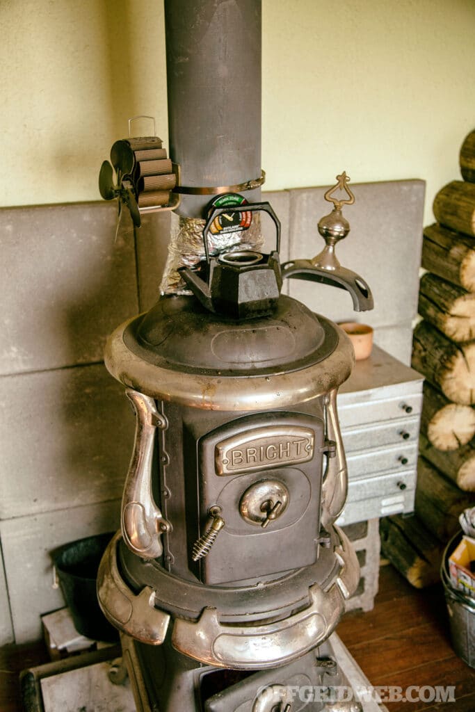 wood stove for self reliant heating
