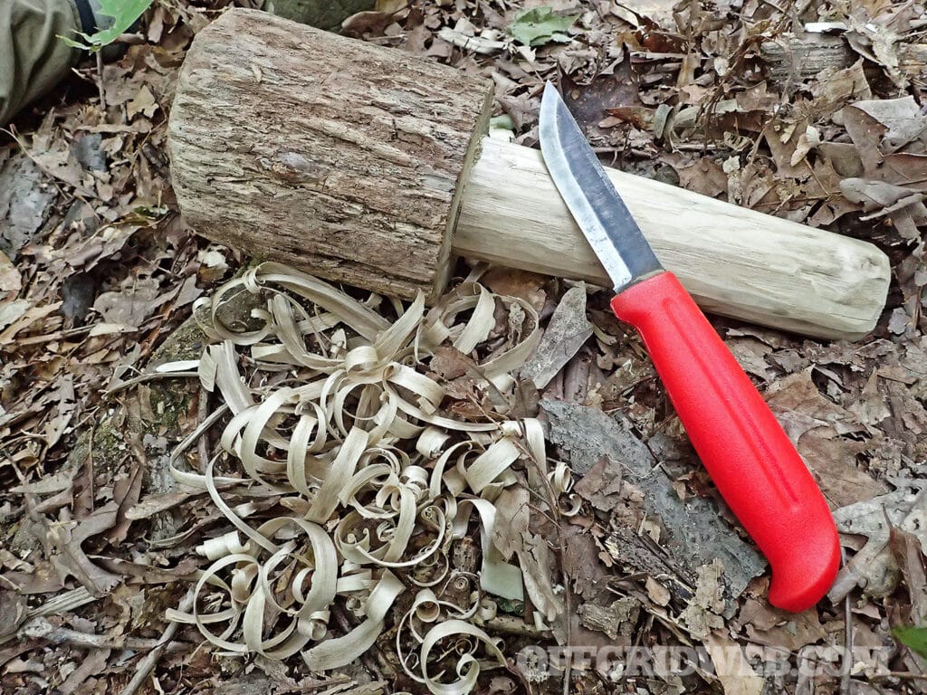 wooden maul tool