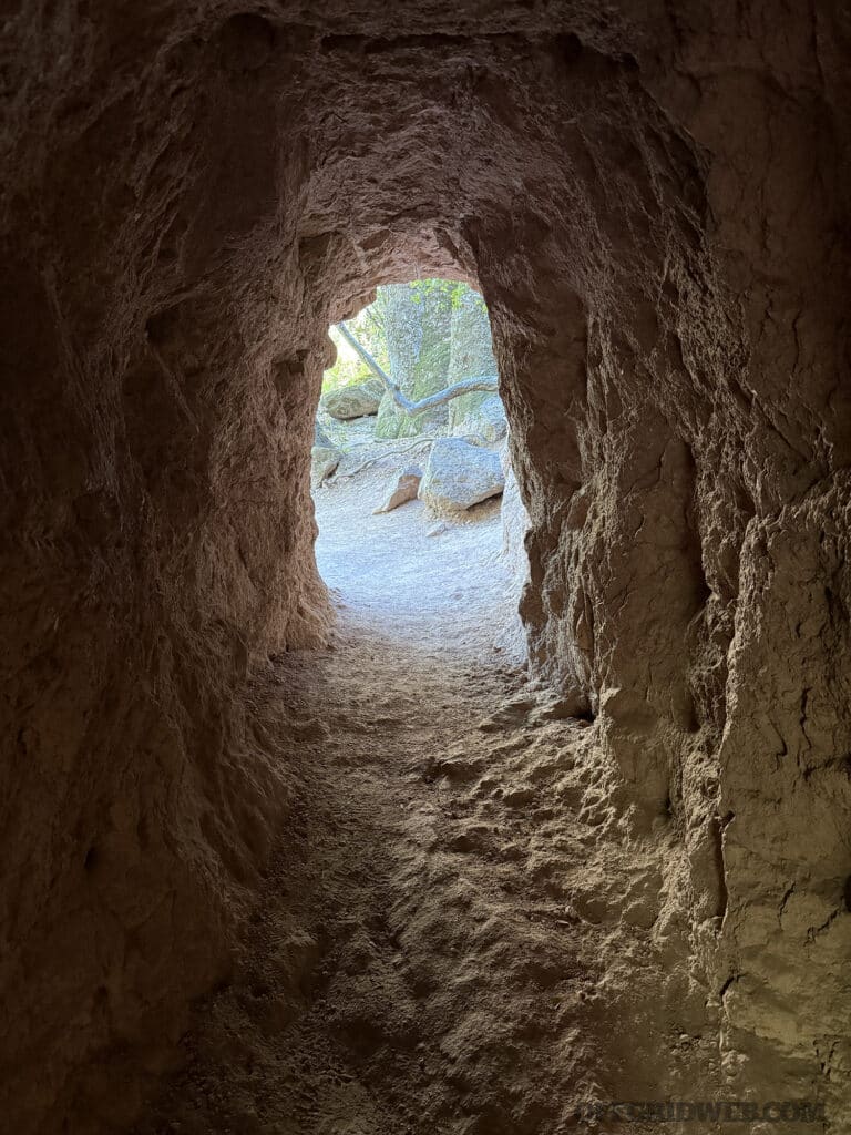 There are routes for all levels of difficulty, from well-marked trails to near-vertical technical climbs.