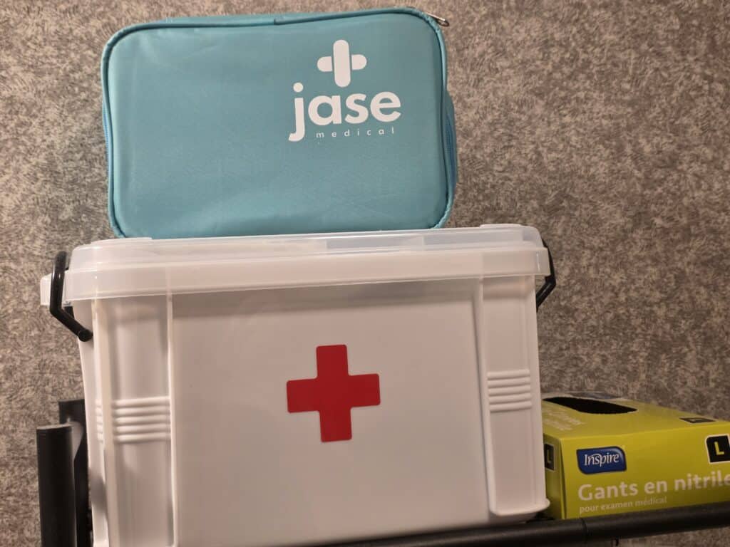 Jase Case in Home emergency kit