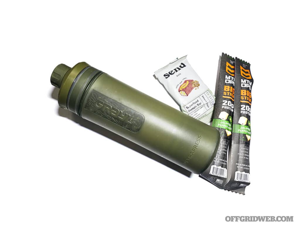gap bag food and water items