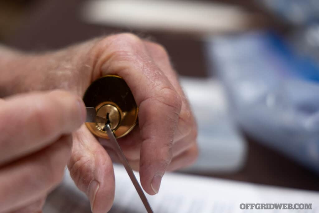 lock picking demo